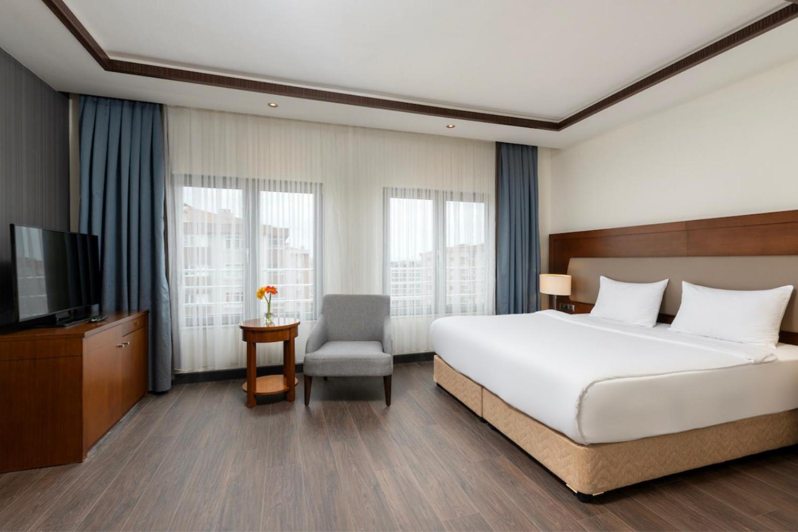 Miracle Istanbul Asia Airport Hotel & Spa Экстерьер фото
